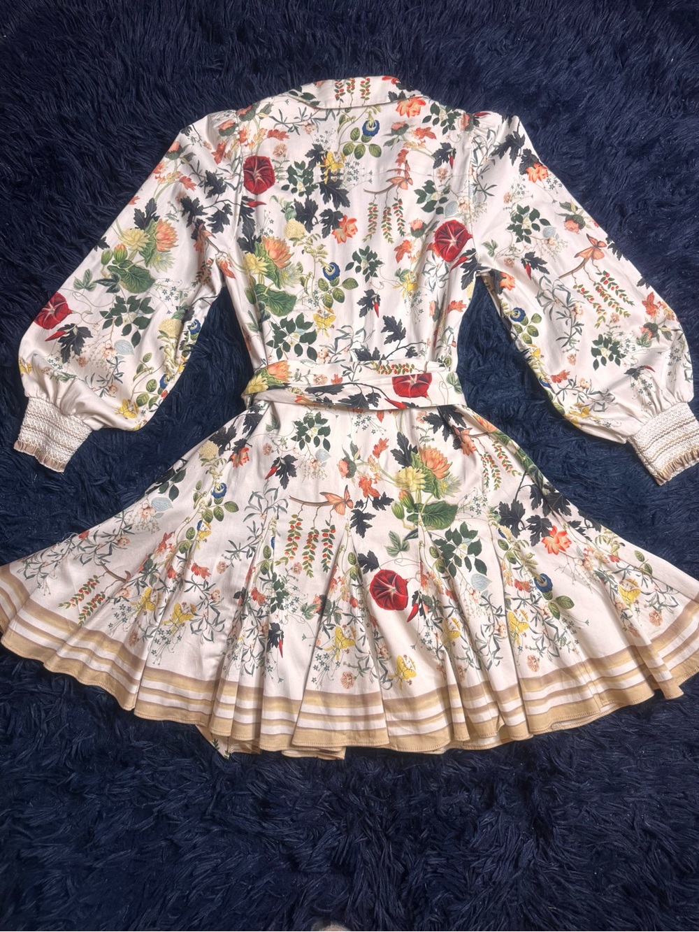 Alice + Olivia Alisa Wrap Godet A-Line Mini Dress. Size 6 - Picture 13 of 14